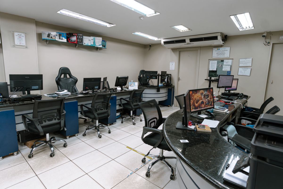 Lai Lai Center